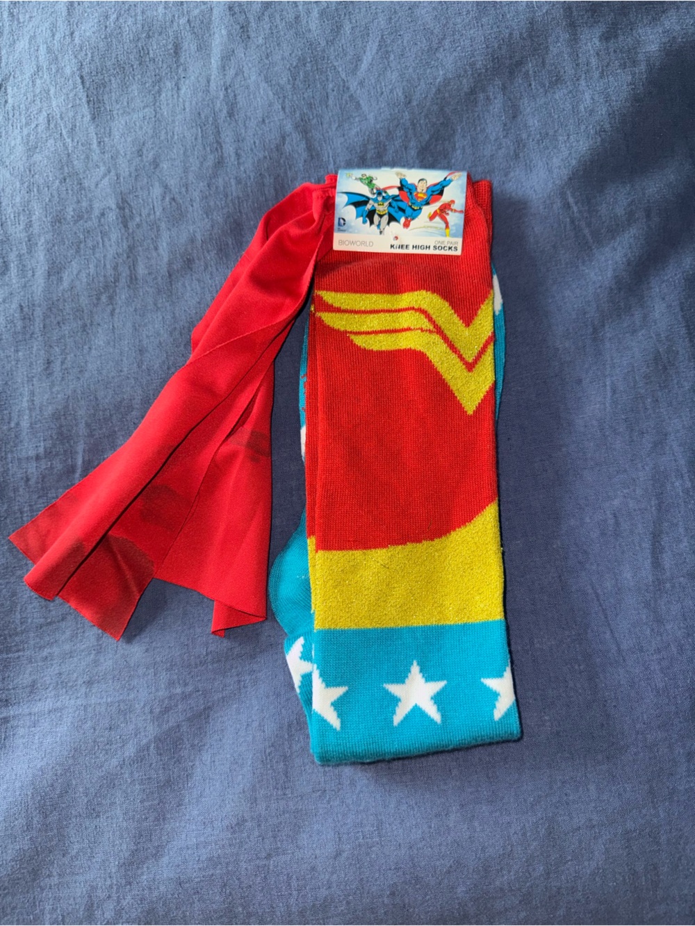 NWT BIOWORLD CAPED WONDER WOMAN KNEE HIGH SOCKS ONE SIZE